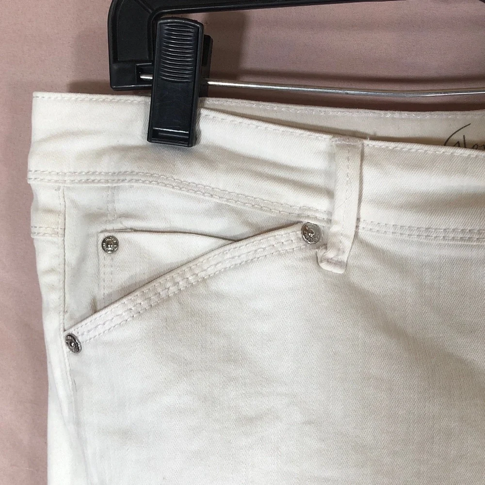 Gloria Vanderbilt White Cropped Jeans Capris Size 6